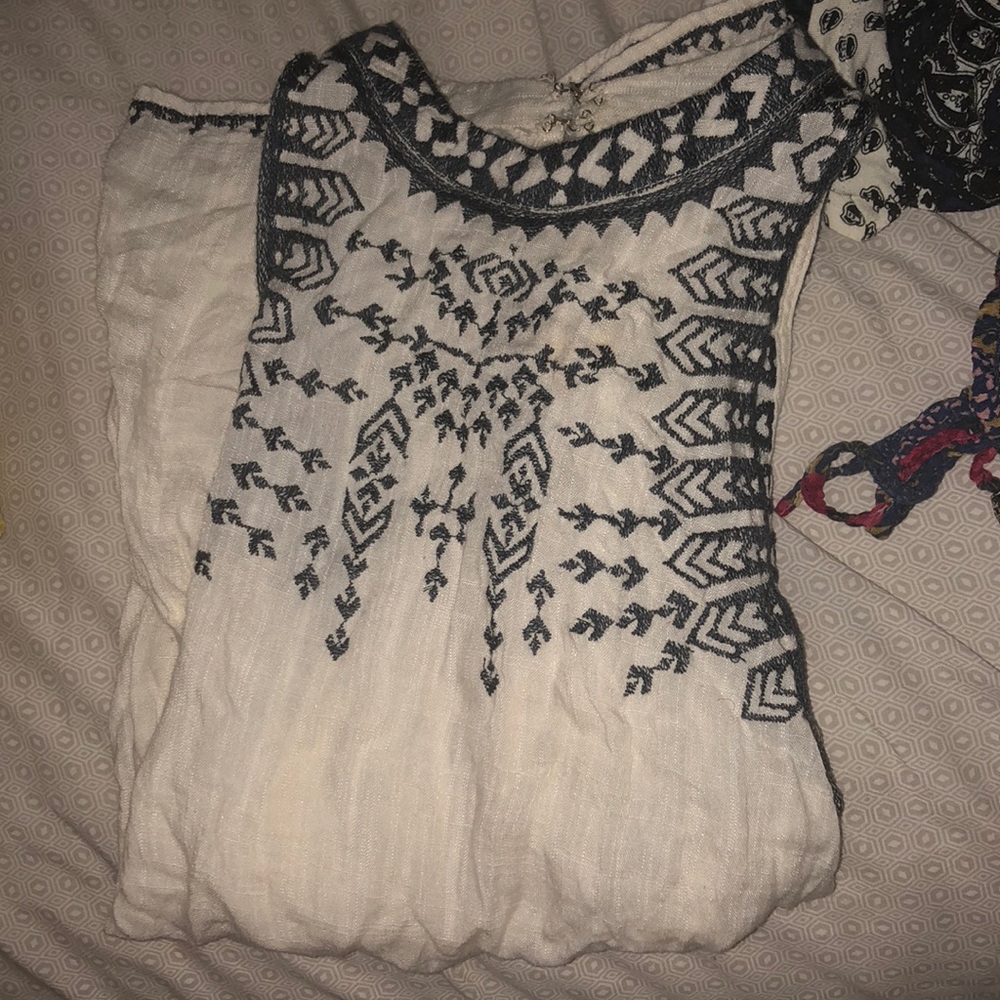 CUTE TOP